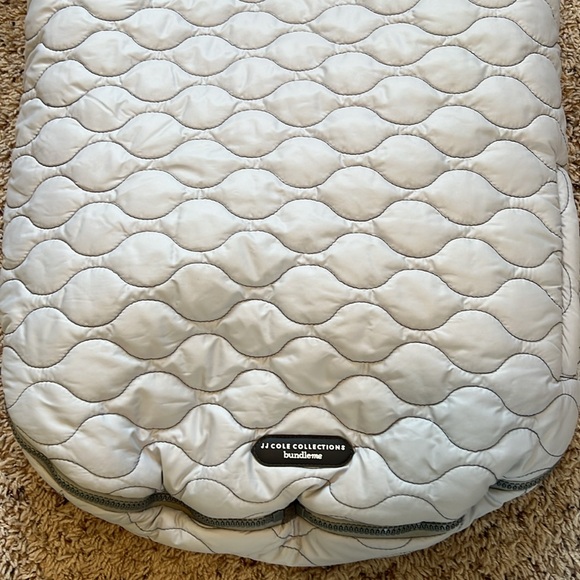 J. J. Cole Collections Urban Bundleme Quilted Gray - Picture 2 of 16